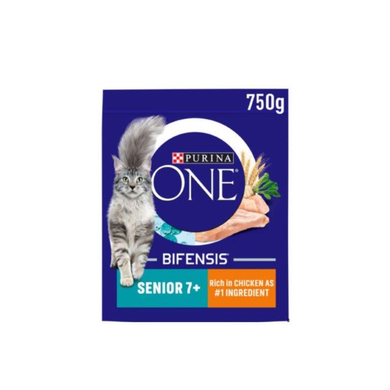 Purina ONE Senior 7+ Dry Cat Food Chicken 750g (HS)