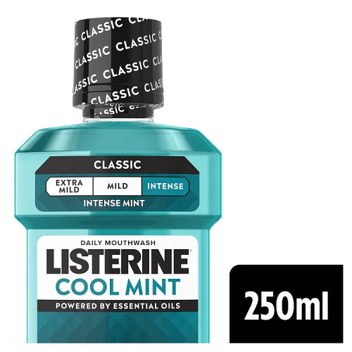 Listerine Mouthwash 250ml Coolmint pack shot