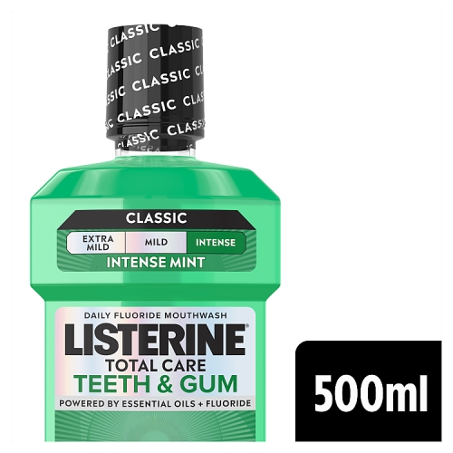 Listerine Mouthwash Teeth & Gum Defence 500ml pack shot