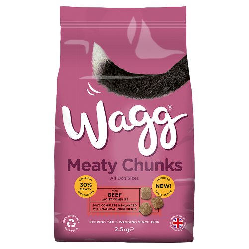 Wagg Dog Meaty Chunks Beef Dry Dog Food 2.5kg pack shot