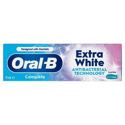 Oral-B Complete Toothpaste Extra White 75ml pack shot