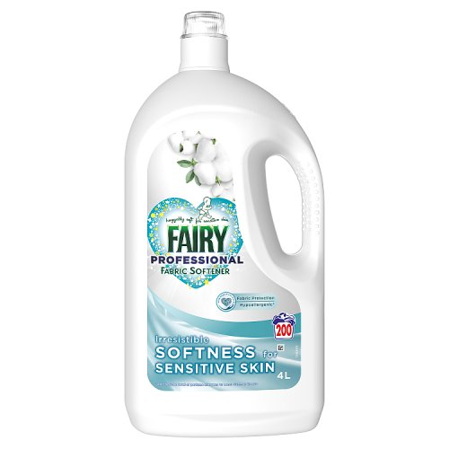 Fairy Professional Sensitive Fabric Softener Liquid 4L 200 Wash pack shot