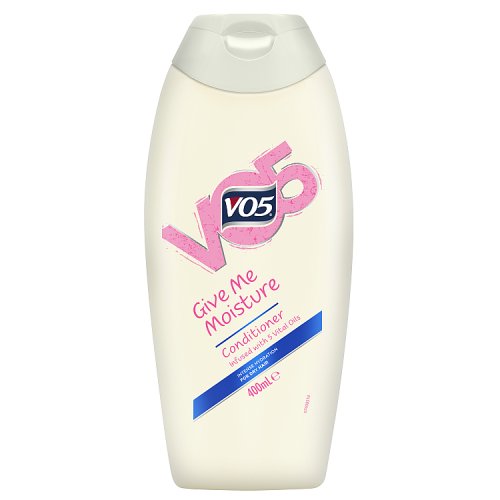Vo5 Conditioner Give Me Moisture 400ml pack shot