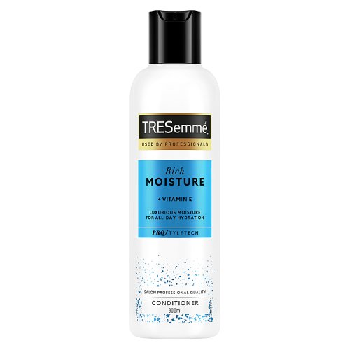 TRESemme 300ml Moisture Rich Conditioner pack shot